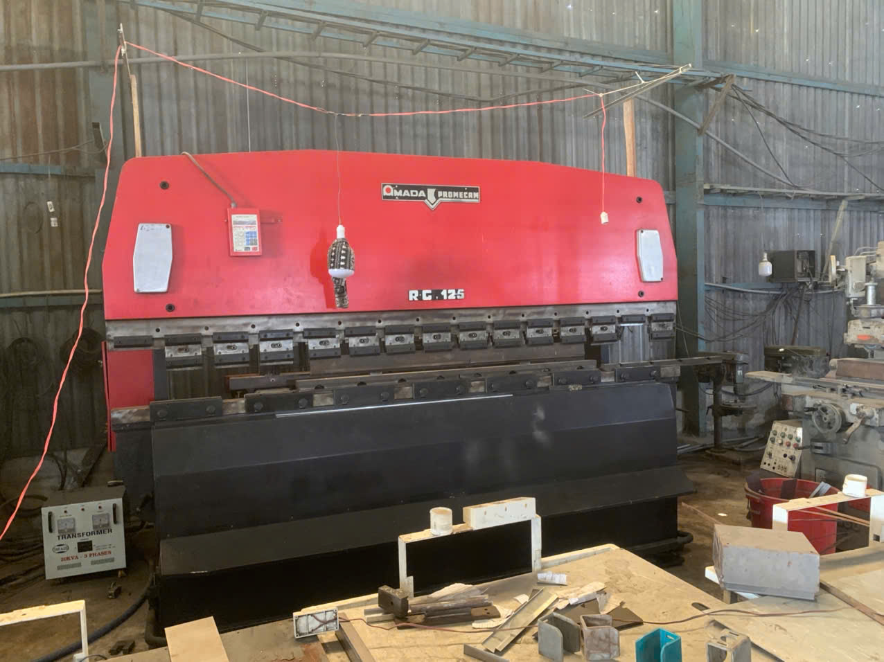 Bending machine 1.jpg